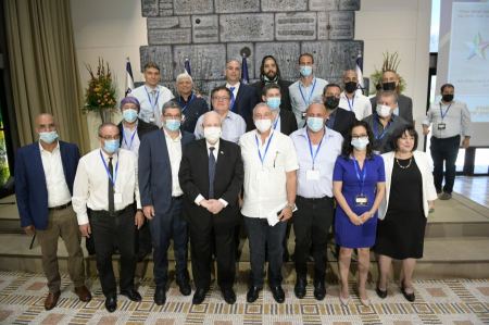 اطلاق مشروع انت لست وحدك لشركة المراكز الجماهيرية القطرية في مقر رئيس الدولة 